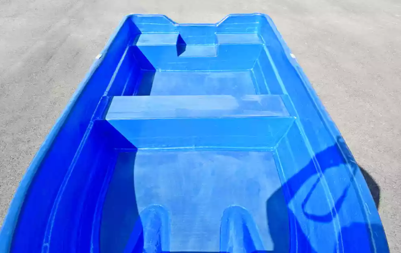 Стеклопластиковая лодка Neman-340 (тримаран) в Омске