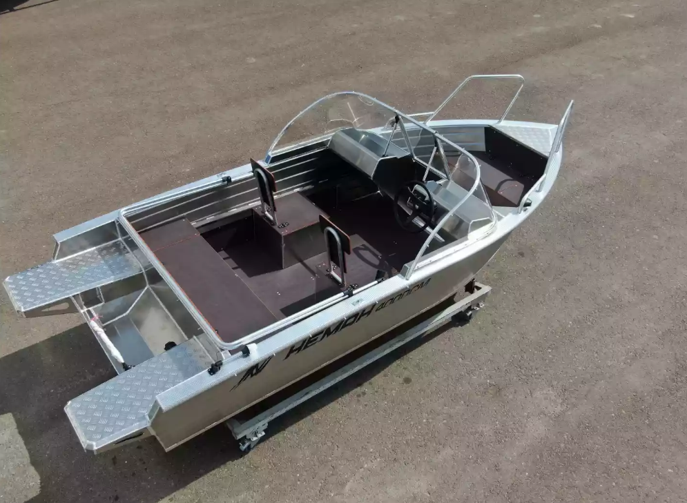 Алюминиевая лодка  Неман-400 DCM NEW в Омске