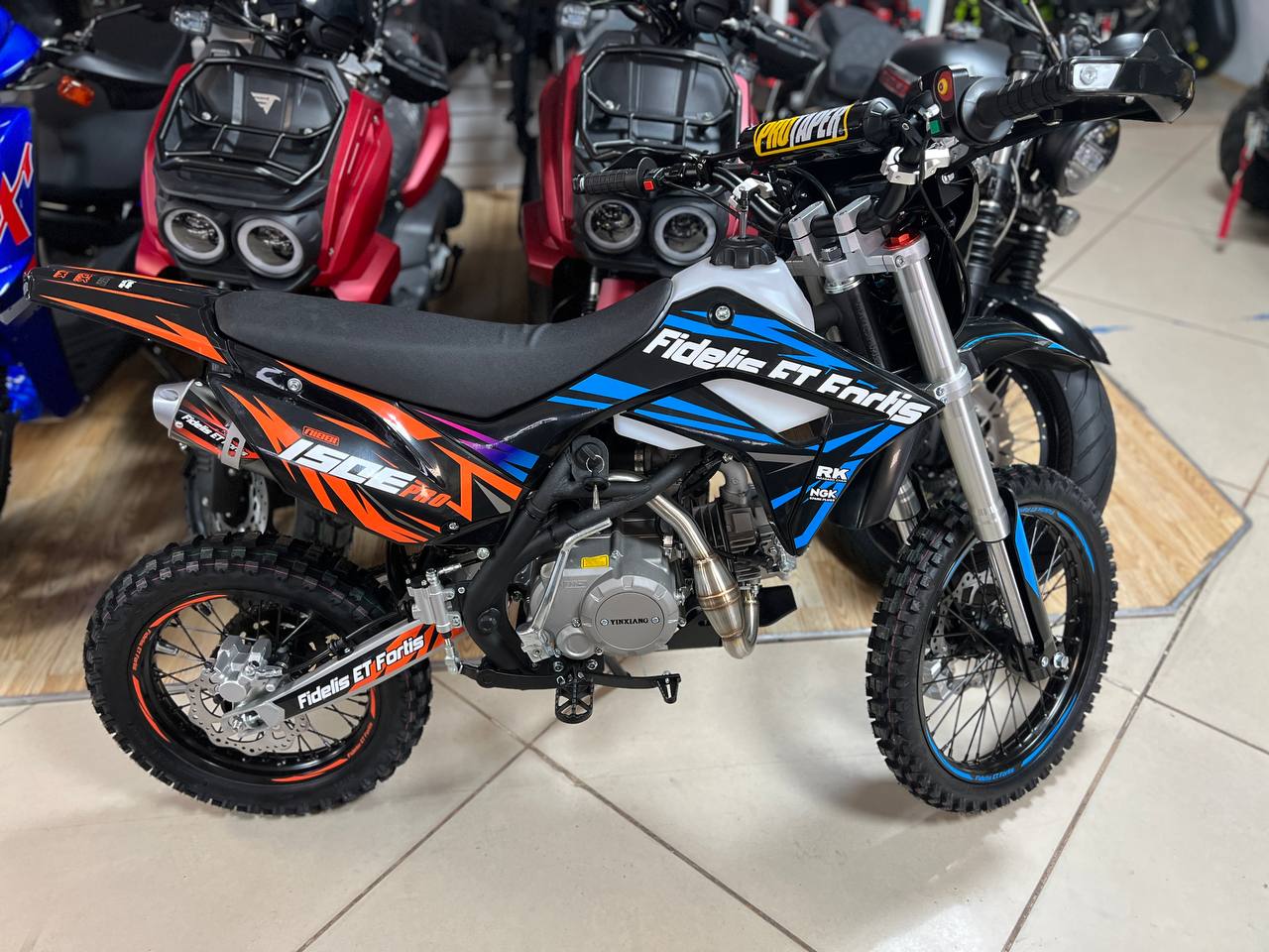 Мотоцикл (питбайк) PROMAX FIDET (ФАЙДЕТ) 190E PRO 17/14 в Омске