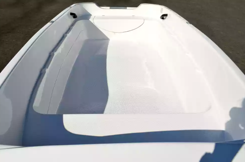 Стеклопластиковая лодка Пингвин (тримаран) в Омске