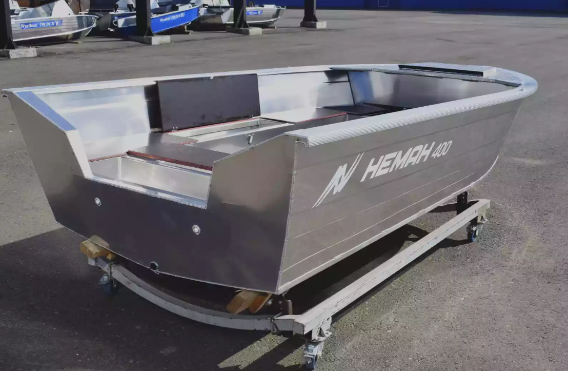 Алюминиевая лодка Неман-400 Р PRO в Омске
