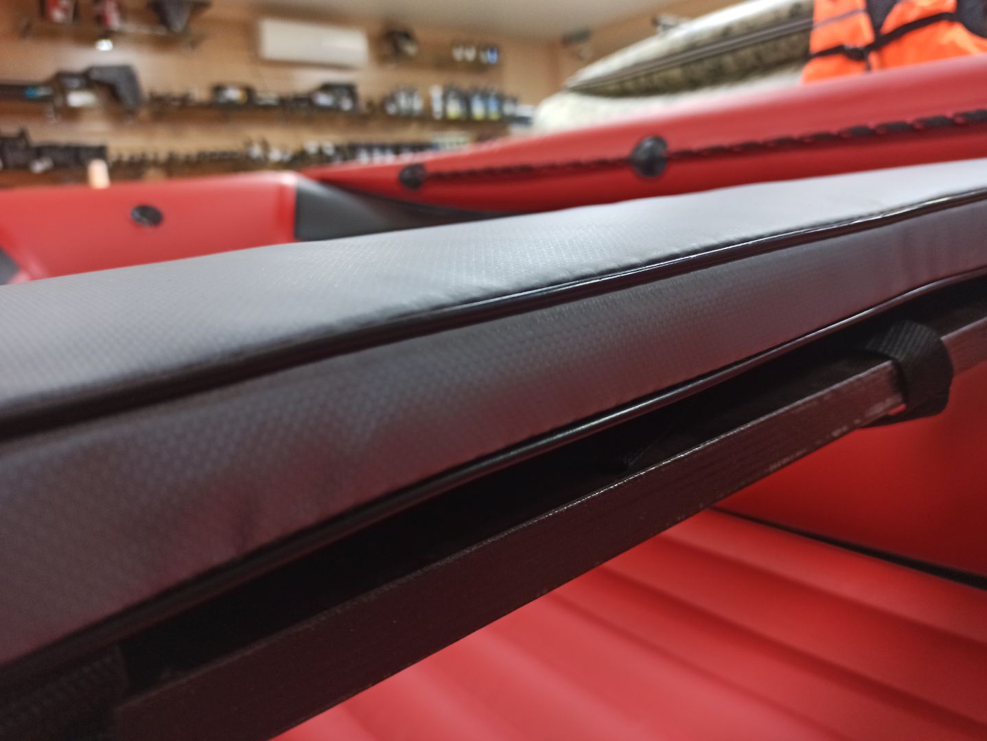 КОМПЛЕКТ МЯГКИХ НАКЛАДОК С СУМКОЙ ДЛЯ ЛОДОК 110Х20 СЕРЫЙ в Омске