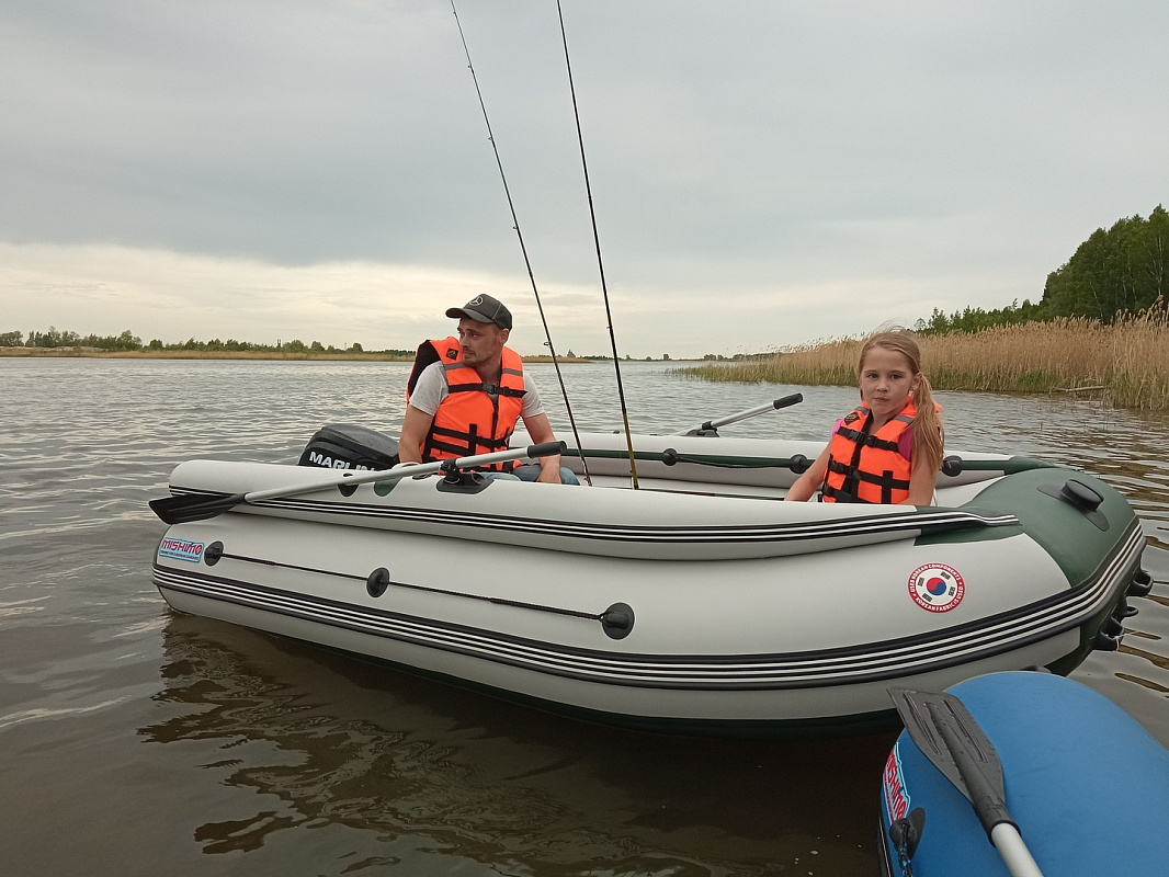 Лодка MISHIMO FAMILY LITE DF 400 в Омске