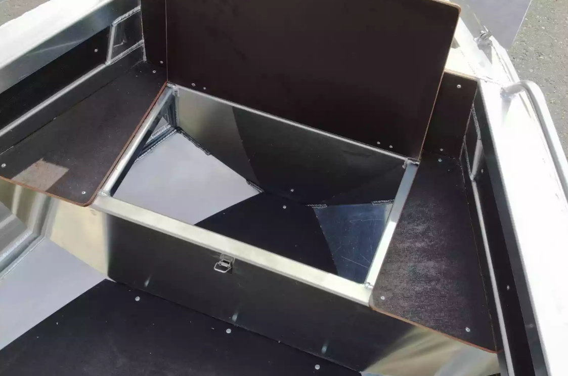 Алюминиевая лодка  Неман-480 Р в Омске