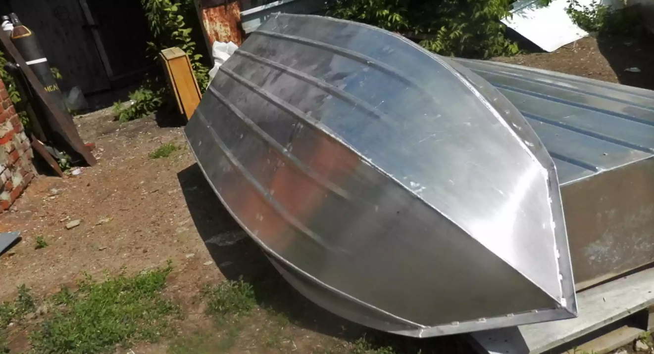 Алюминиевая лодка Вятка-Профи Вариант в Омске