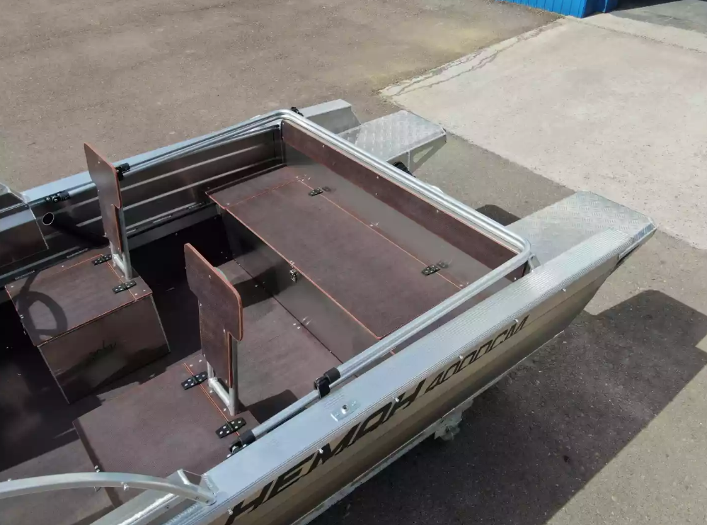 Алюминиевая лодка  Неман-400 DCM NEW в Омске