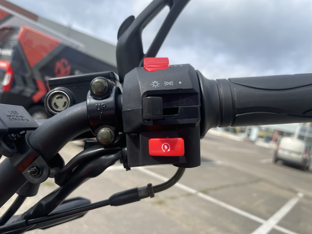 Мопед PROMAX CB150R (49) в Омске