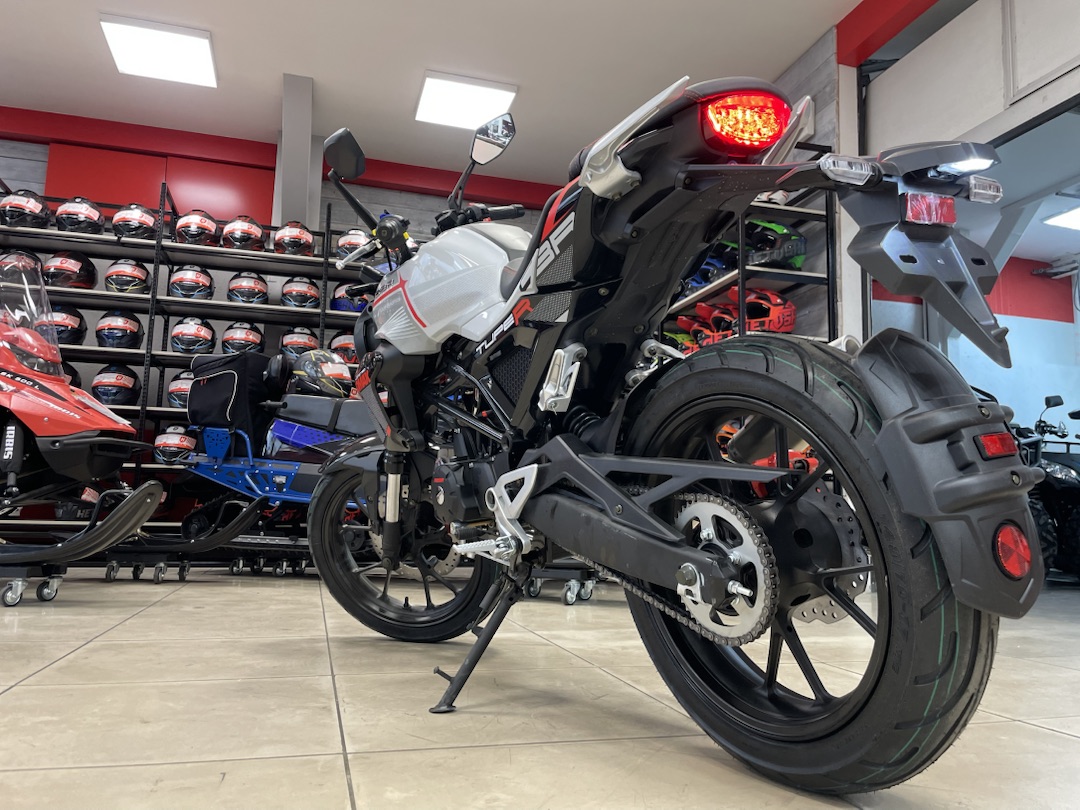 Мопед PROMAX CB150R (49) в Омске