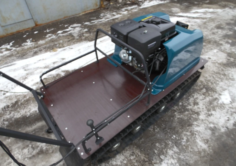 Мотобуксировщик AhtaR LR13 с реверс-вариатором Буран (задний ход) в Омске