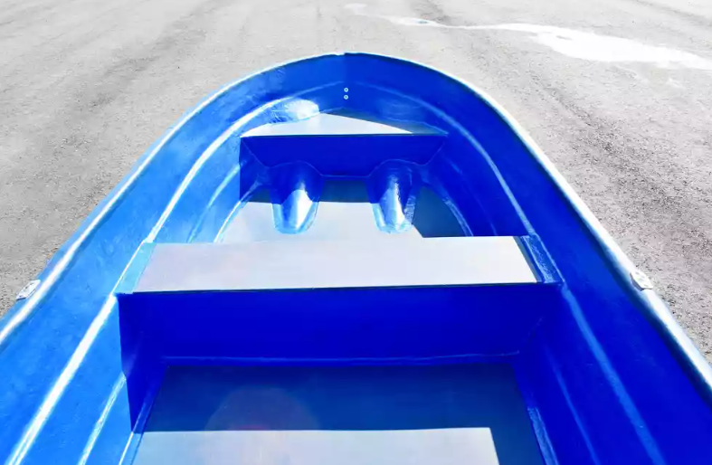 Стеклопластиковая лодка Neman-340 (тримаран) в Омске