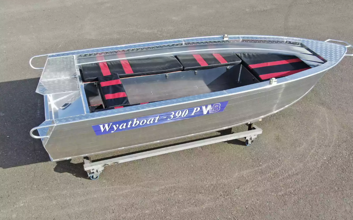 Алюминиевая лодка Wyatboat-390РМ увеличенный борт в Омске