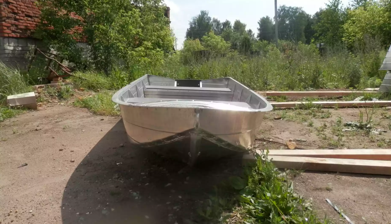 Алюминиевая лодка Вятка-Профи 32 в Омске