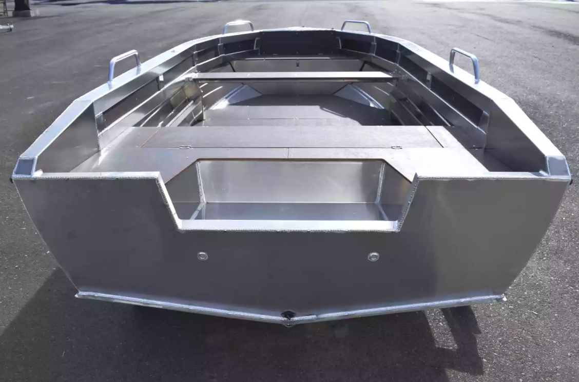 Алюминиевая лодка  Неман-480 Р в Омске