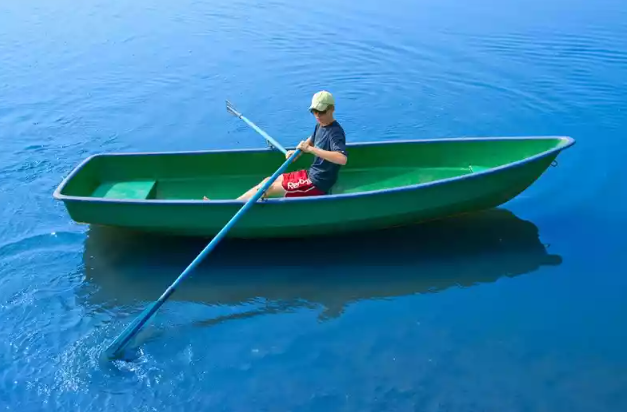 Стеклопластиковая Лодка Голавль в Омске