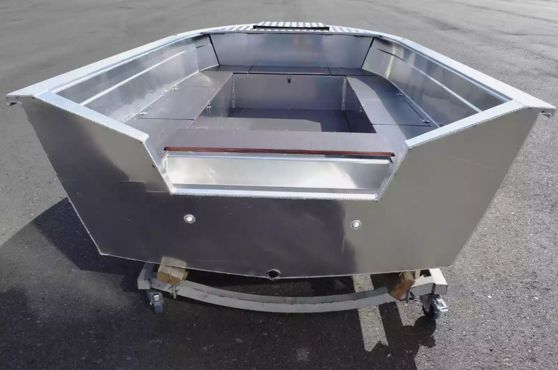 Алюминиевая лодка Неман-400 Р PRO в Омске