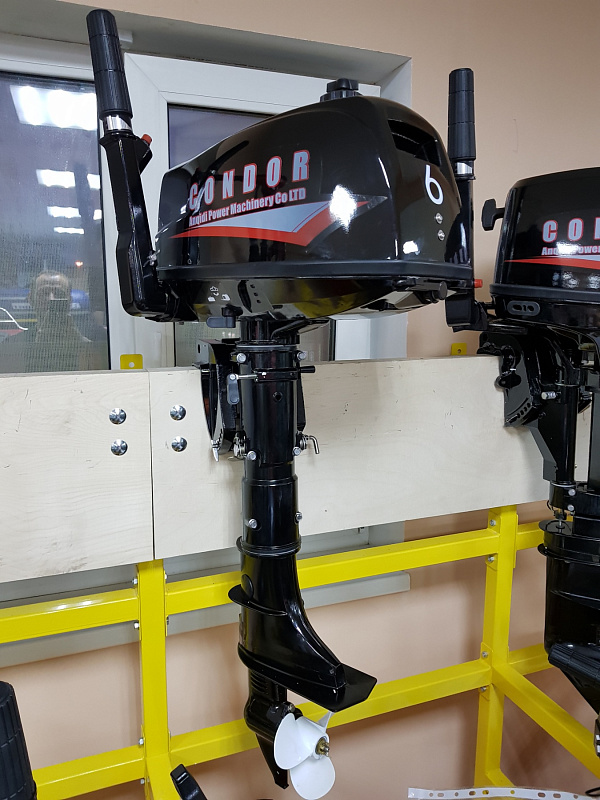 Лодочный мотор Condor F6HS с баком 12 л. в Омске