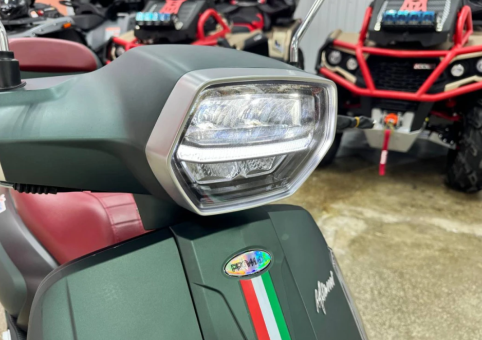 Скутер PROMAX Miami 240 (49) в Омске