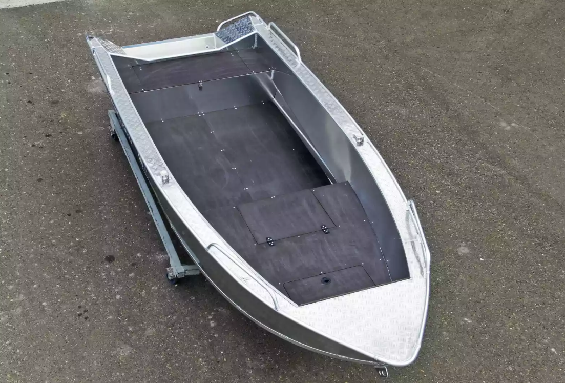 Алюминиевая лодка  Wyatboat-430М FISH в Омске