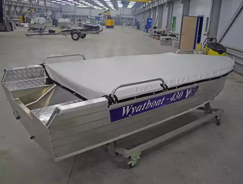 Алюминиевая лодка  Wyatboat-430 Р в Омске