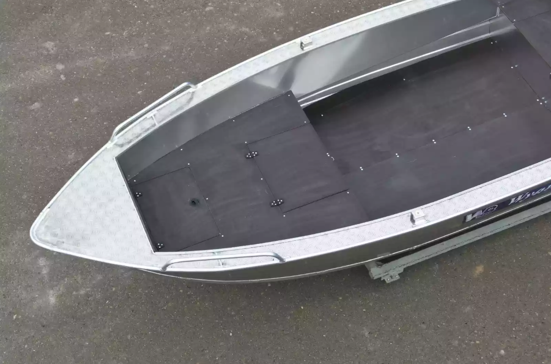 Алюминиевая лодка  Wyatboat-430М FISH в Омске