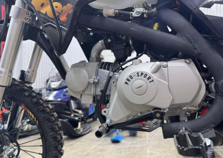 Мотоцикл (питбайк) PROMAX FIDET (ФАЙДЕТ) 190E 17/14 в Омске