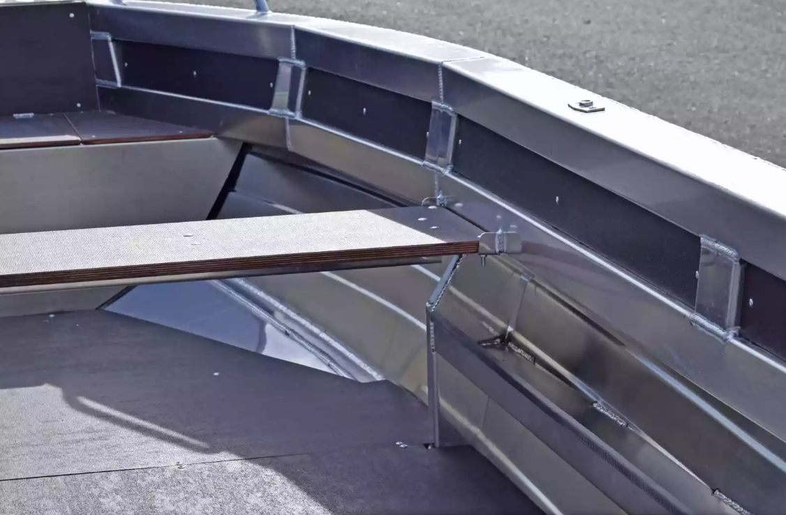 Алюминиевая лодка  Неман-480 Р в Омске