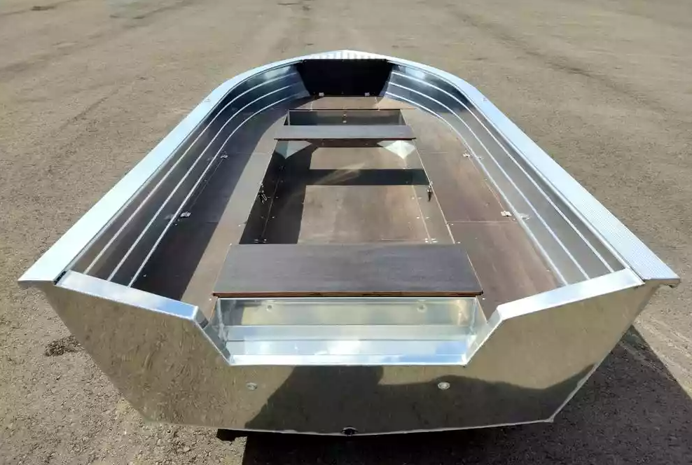 Алюминиевая лодка Неман-400 в Омске