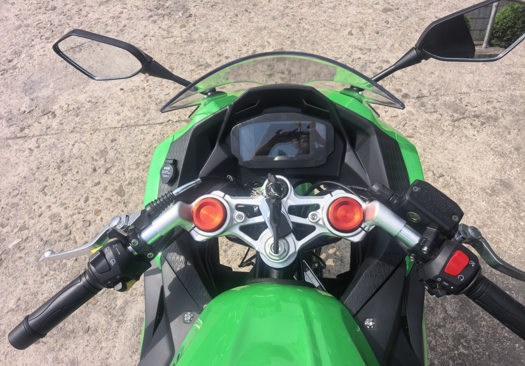 Мотоцикл TMBK Ninja 400cc в Омске