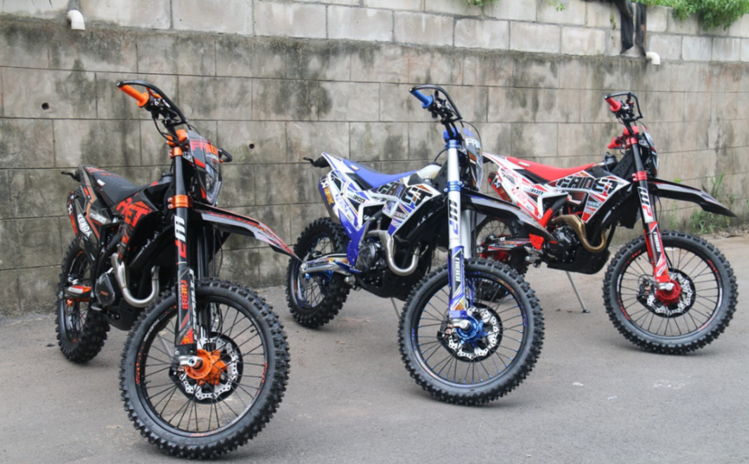 Кроссовый мотоцикл FAIDET NC300S ULTRA KKE в Омске