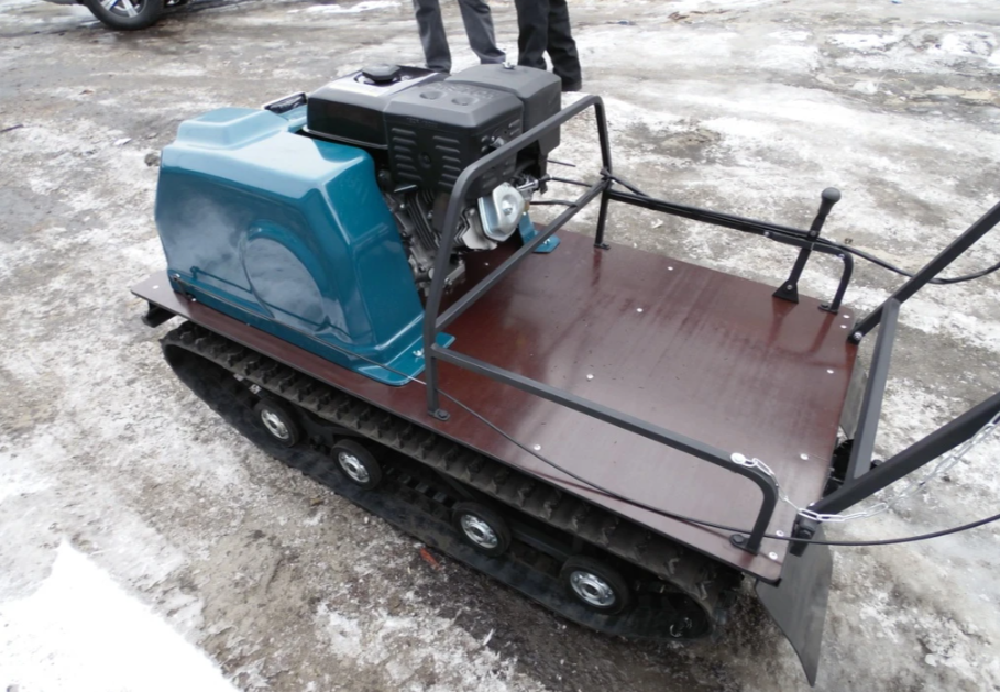 Мотобуксировщик AhtaR LR13 с реверс-вариатором Буран (задний ход) в Омске