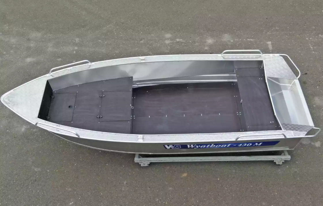 Алюминиевая лодка  Wyatboat-430М FISH в Омске