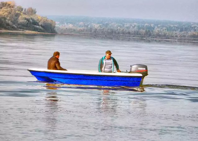 Стеклопластиковая лодка Wyatboat 430 тримаран в Омске