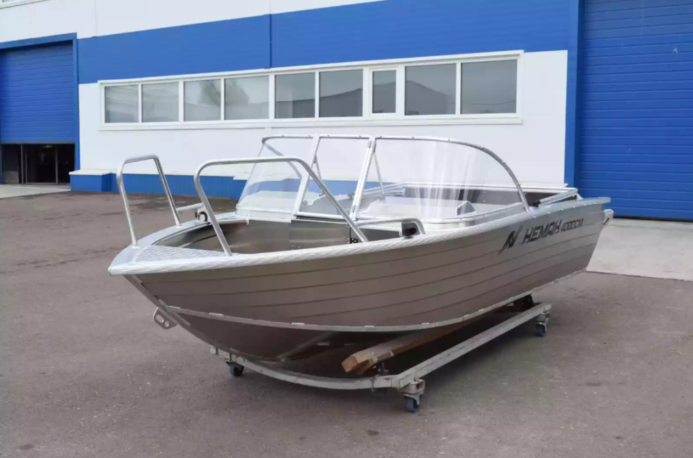 Алюминиевая лодка  Неман-400 DCM NEW в Омске