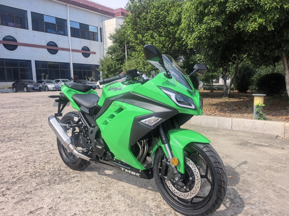 Мотоцикл TMBK Ninja 400cc в Омске