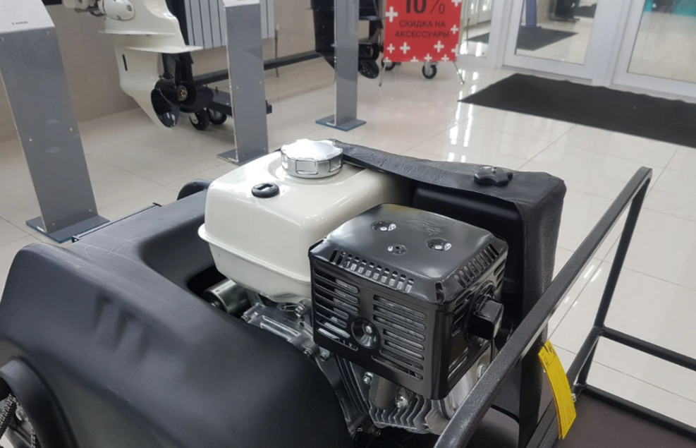 Мотобуксировщик PAXUS 650 13 л.с. HONDA в Омске