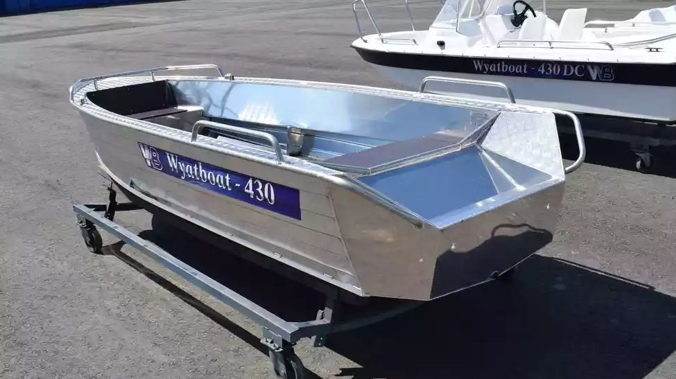 Алюминиевая лодка  Wyatboat-430М в Омске