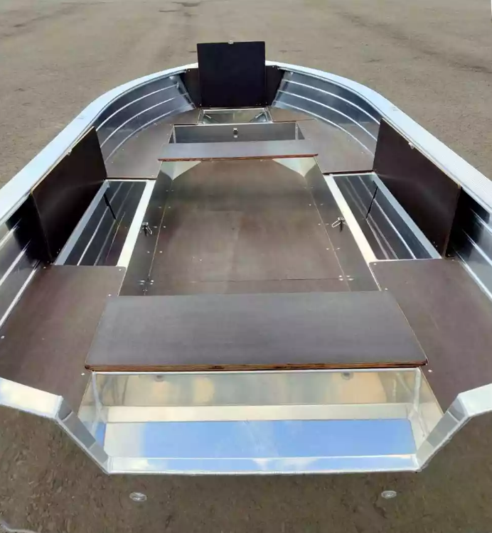 Алюминиевая лодка Неман-400 в Омске