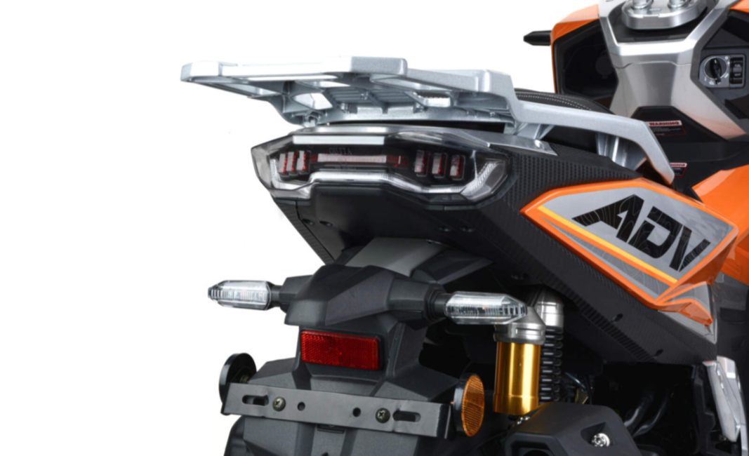 Скутер MOTOLAND (МОТОЛЕНД) T-MAX 150 в Омске