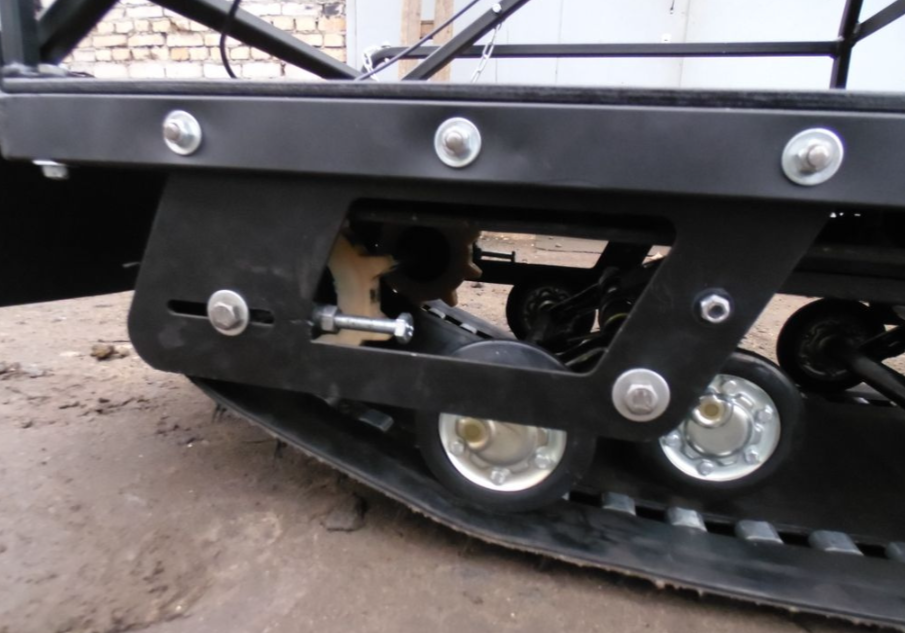 Мотобуксировщик AhtaR Зима 9 л/с с вариатором в Омске