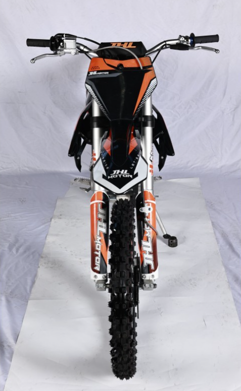 Мотоцикл JHLMOTO JHL LX1 CB250 (172FMM-3A) в Омске