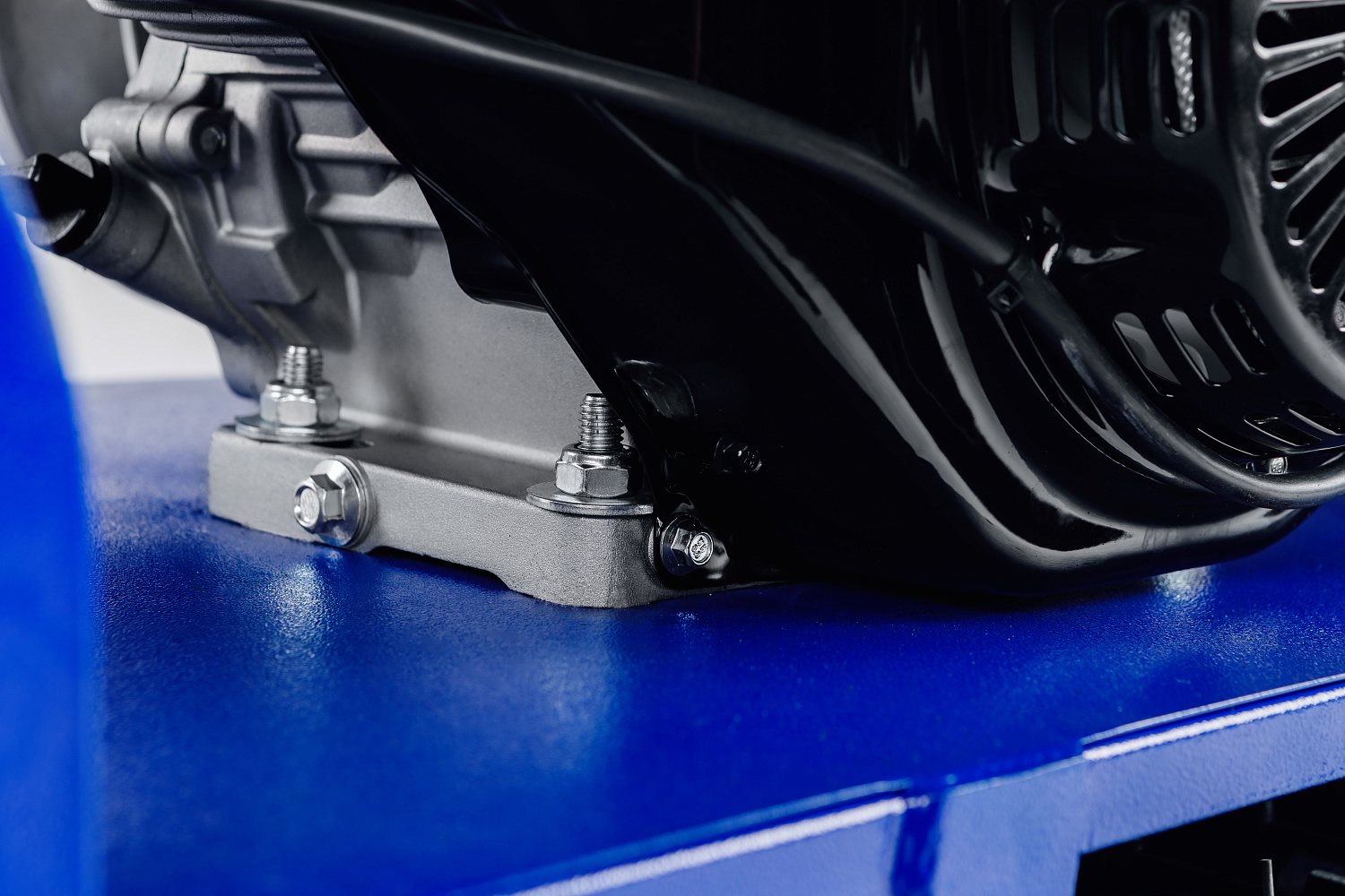 МОТОБУКСИРОВЩИК SNOW DOG 9 л.с. в Омске