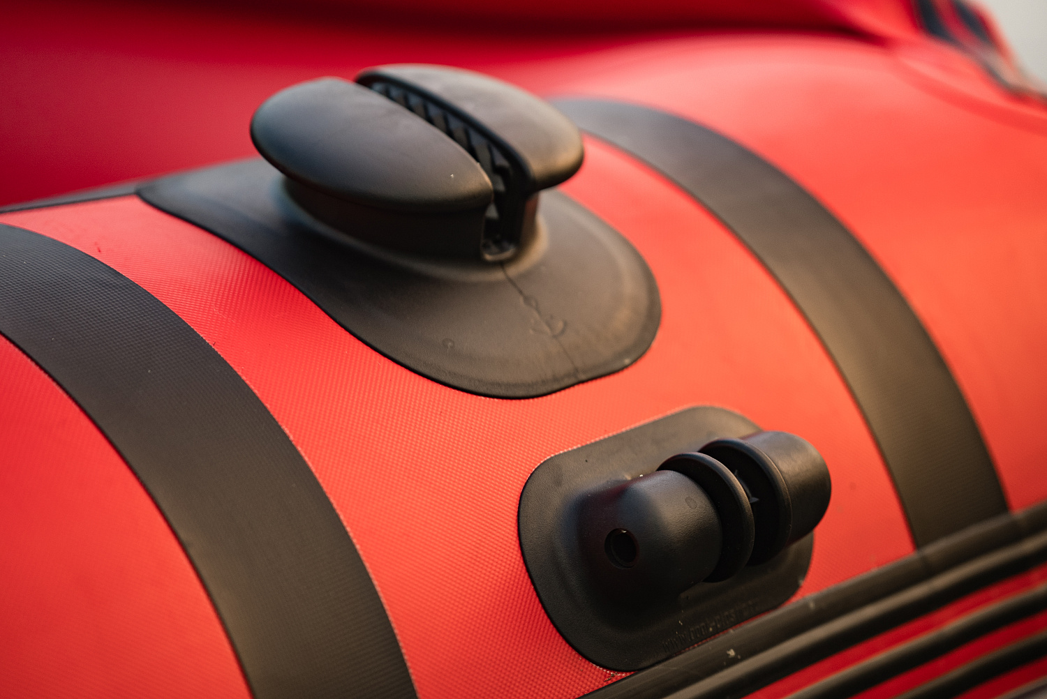 Лодка MISHIMO RIVER FJET PRO 400 под водомет в Омске