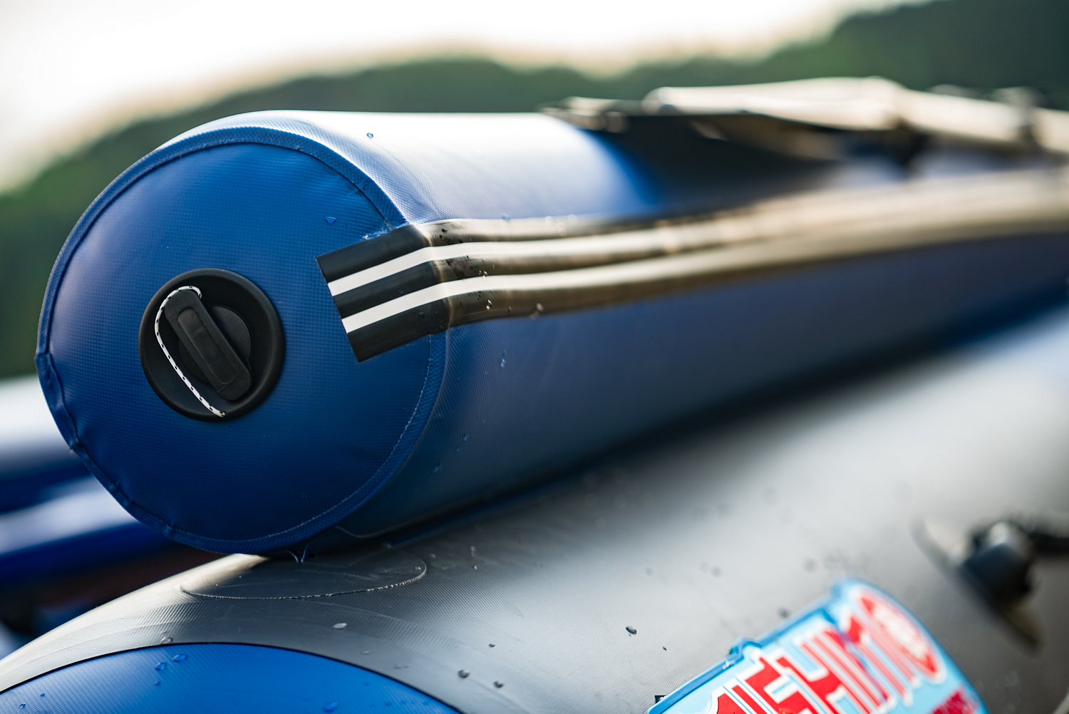 Лодка MISHIMO RIVER FJET PRO 400 под водомет в Омске