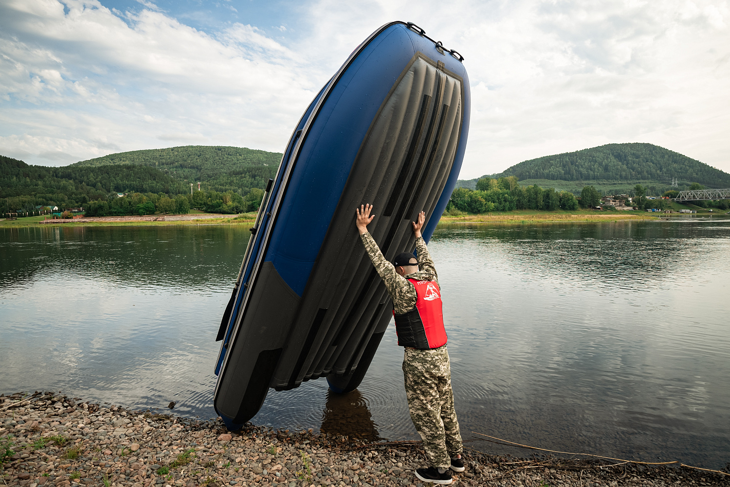Лодка MISHIMO RIVER FJET PRO 400 под водомет в Омске