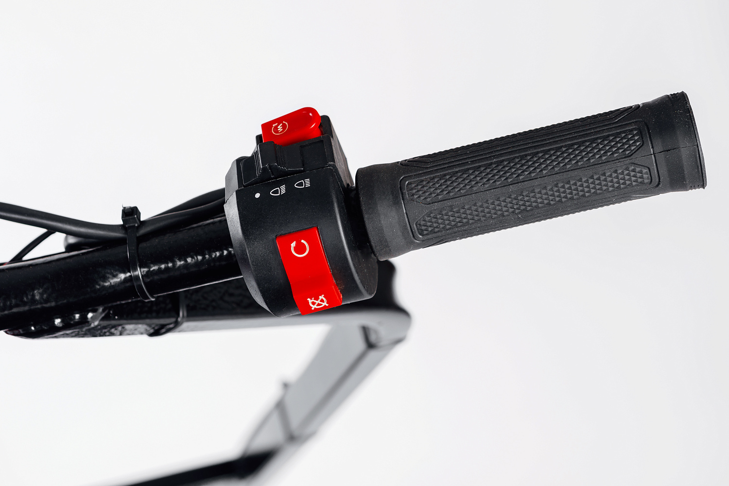 МОТОБУКСИРОВЩИК IKUDZO LONG 2.0 1700/500 EKR19 в Омске