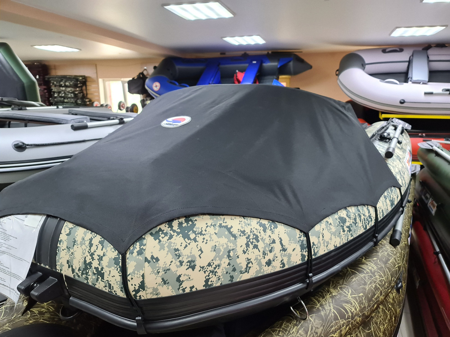 КОМПЛЕКТ НОСОВОГО ТЕНТА К ЛОДКЕ SMARINE AIR MAX 380 ЧЕРНЫЙ в Омске